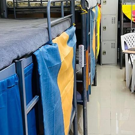 Dubai Star Hostel ภายนอก รูปภาพ